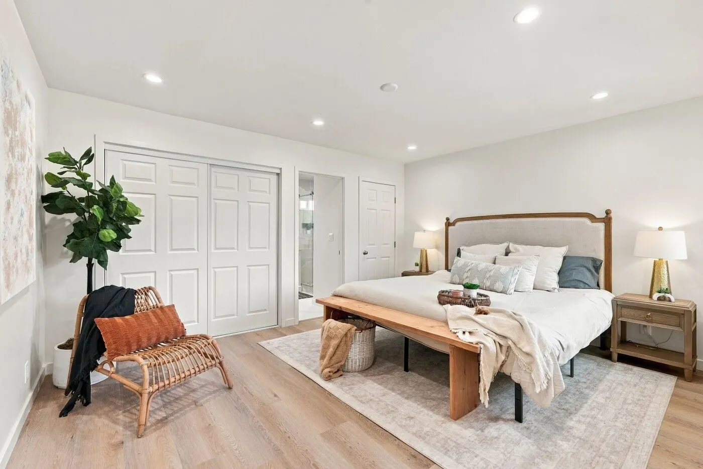 Bright primary bedroom, 17217 South Hoover Street, Gardena
